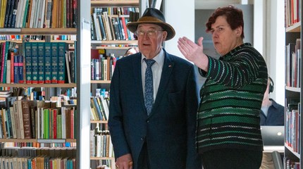 Naujas atminimo ženklas bibliotekoje
